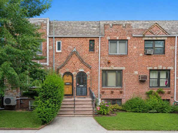 9530 67th Avenue, Rego Park NY 11374