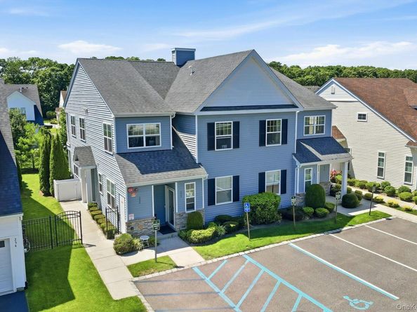 252 Sand Hills Lane, Medford NY 11763