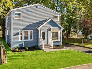 8 Maple Street