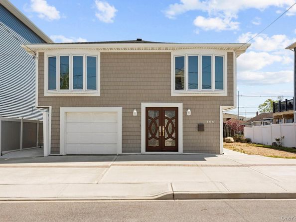 455 Nassau Avenue, Freeport NY 11520