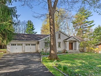 8 Riverview Farm Road