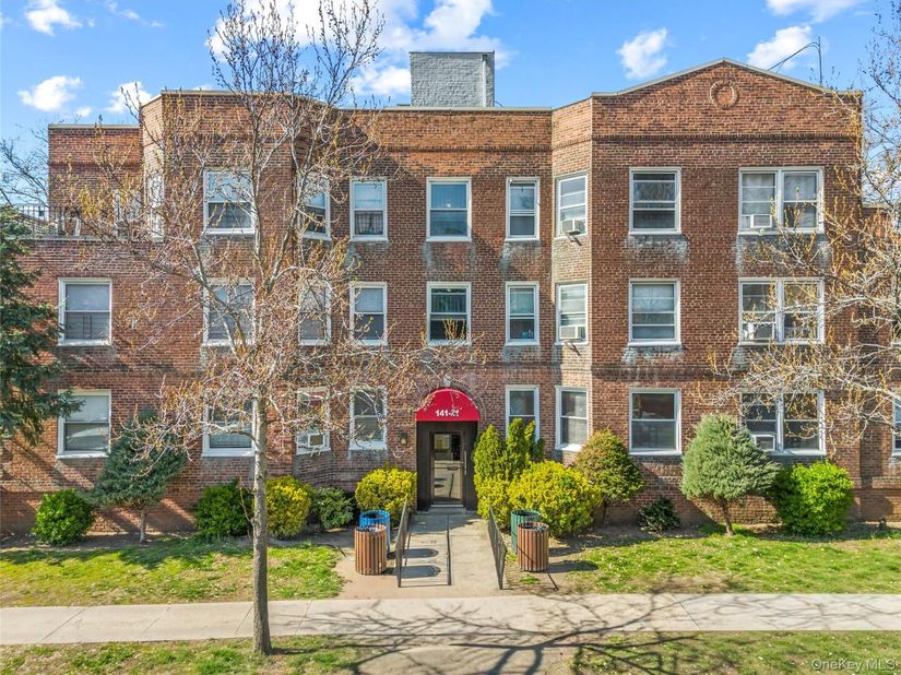 141-21 78th Road 1B, Kew Garden Hills NY 11367