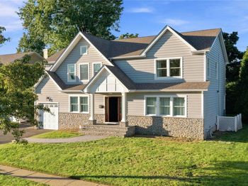 22 Forest Drive