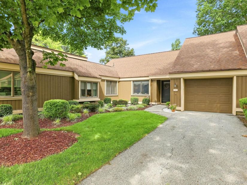 590 Heritage Hills B, Somers NY 10589