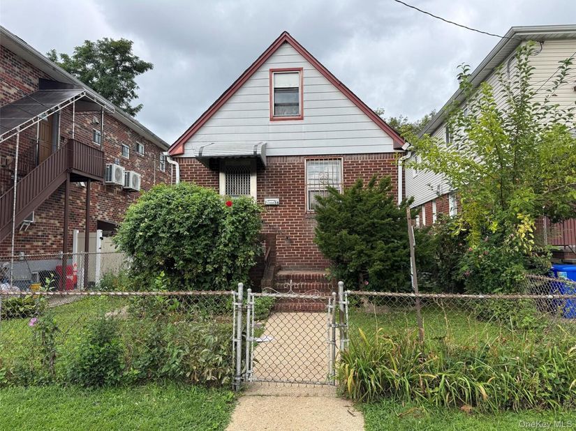 76-36 166th Street, Fresh Meadows NY 11366