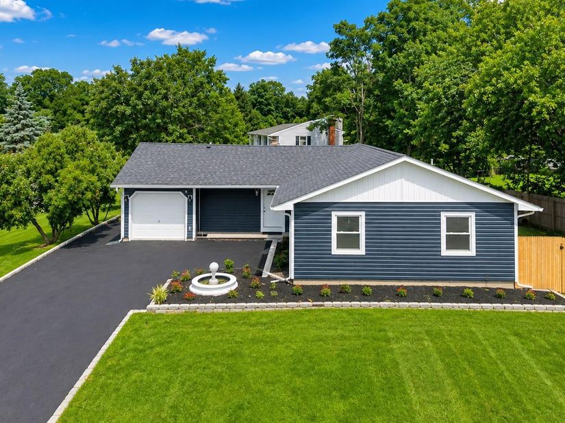 1 Martin Court, Coram NY 11727
