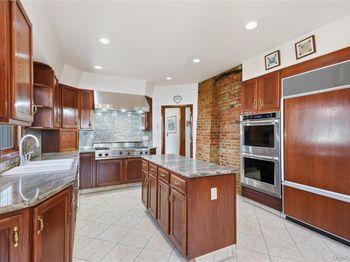 5 Woodland Place