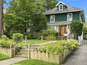 5 Woodland Place