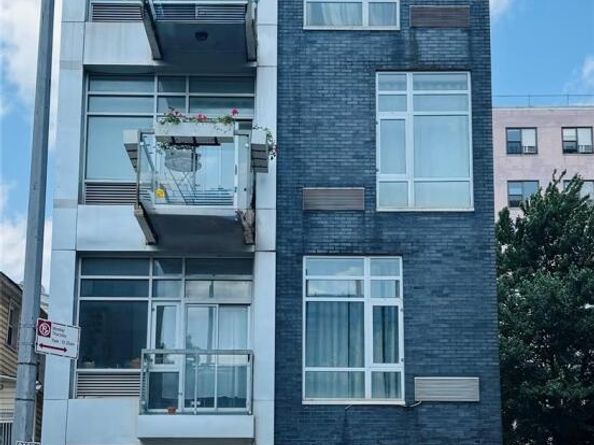 179 Monroe Street 1A, Brooklyn NY 11216