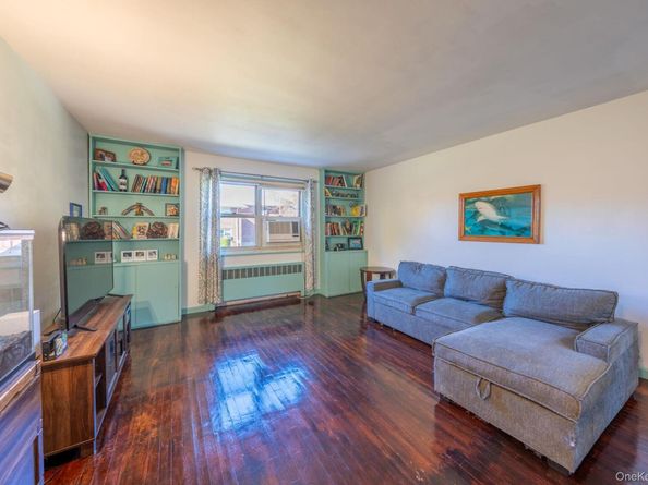 44 Dehaven Drive 1D, Yonkers NY 10703