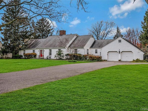 2340 Fairway Drive, Cutchogue NY 11935