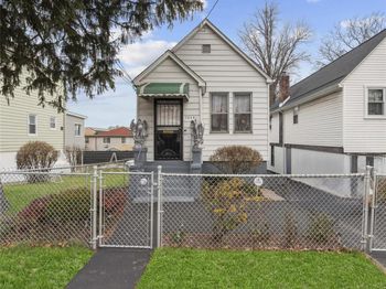 3030 Kingsland Avenue