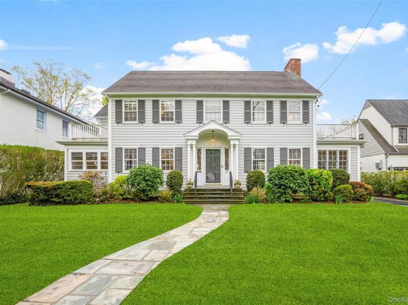 27 Oak Avenue, Larchmont NY 10538