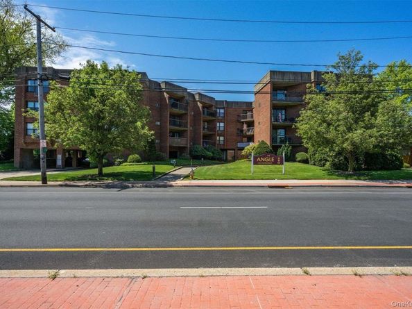 380 Fulton Street M2, Farmingdale NY 11735