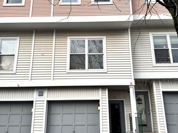 11 Livingston Manor