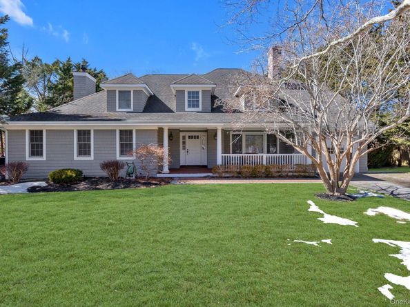 18 Landing Lane, East Quogue NY 11942