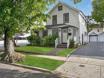 201 Jamaica Boulevard