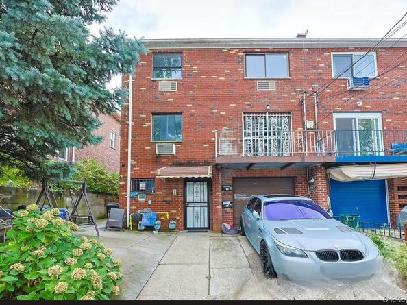 541 Logan Avenue, Bronx NY 10465