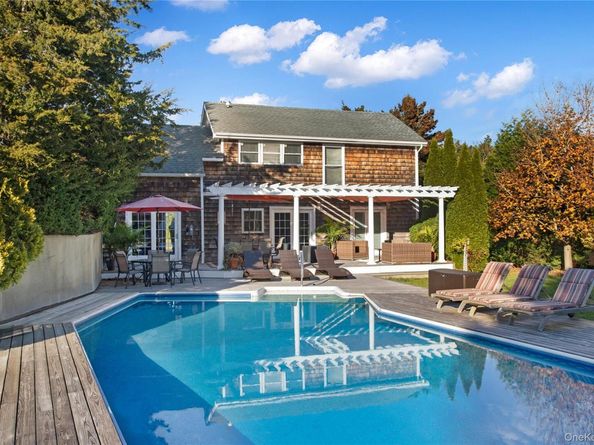 112 Upper 7 Ponds Road, Water Mill NY 11976