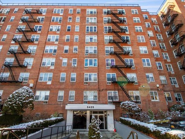 5425 Valles Avenue 3F, Bronx NY 10471