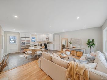 4902 Express Drive S