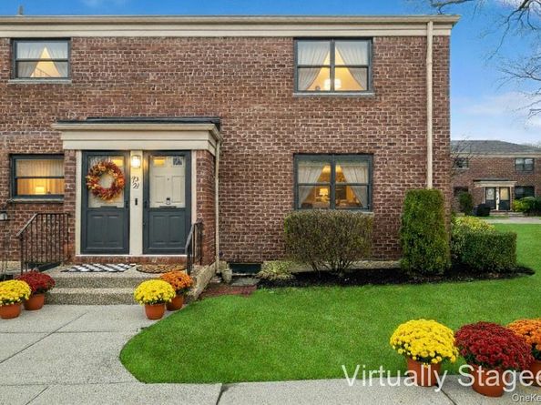 73-21 220th Street 139B2, Oakland Gardens NY 11364