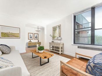 306 Mosholu Parkway S