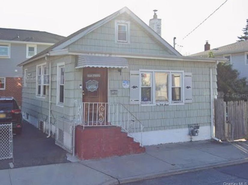 147 Evans Avenue, Elmont NY 11003