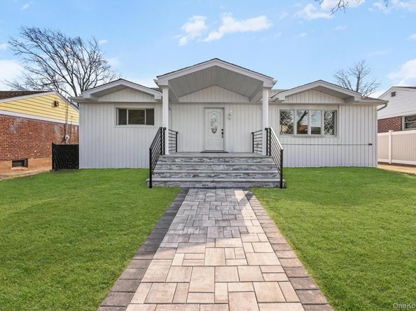 2243 Leighton Road, Elmont NY 11003