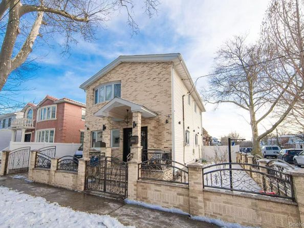 16602 76th Avenue, Fresh Meadows NY 11366