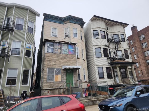 54 Groshon Avenue, Yonkers NY 10701