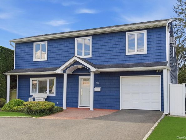 750 Outlook Avenue, West Babylon NY 11704