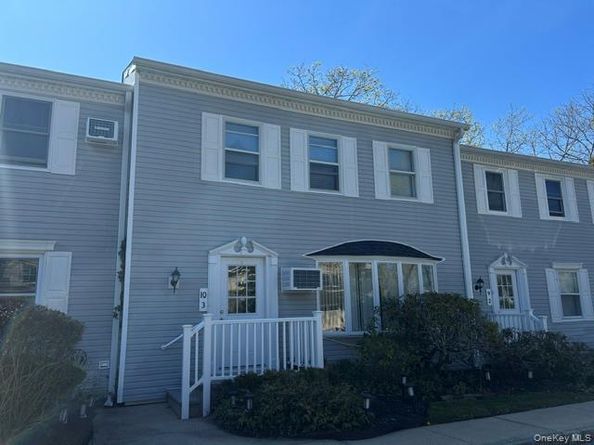 43 Brushy Neck Lane 10, Westhampton NY 11977