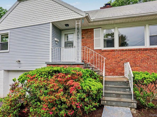 24 Bradford Avenue, Harrison NY 10528