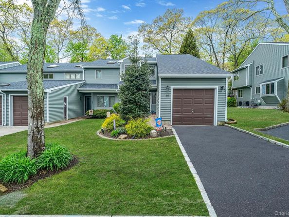 35 Jeremy Circle, Nesconset NY 11767