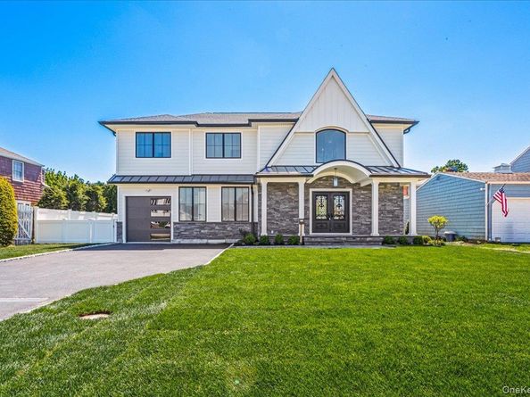 172A Harvard Street, Westbury NY 11590