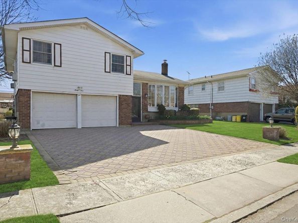 34 Bonnie Drive, Westbury NY 11590