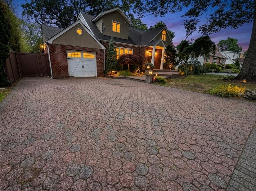396 Chestnut Avenue, East Meadow NY 11554