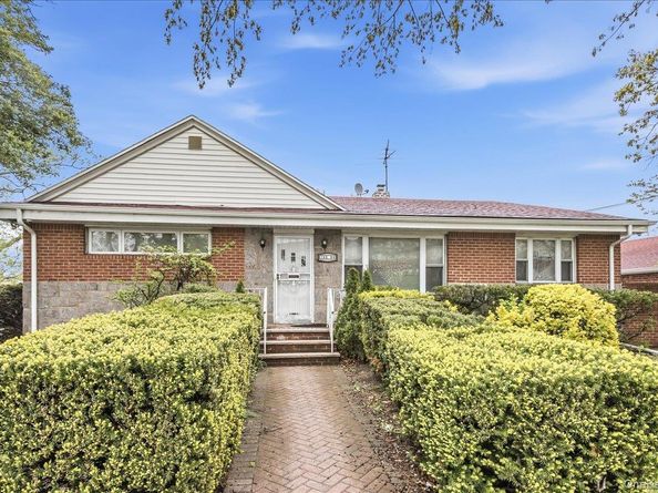 16804 Grand Central Parkway, Jamaica NY 11432