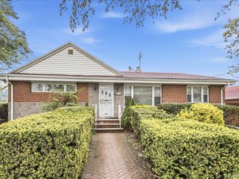 16804 Grand Central Parkway