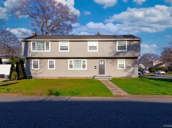 151 Cheltenham Road, West Babylon NY 11704