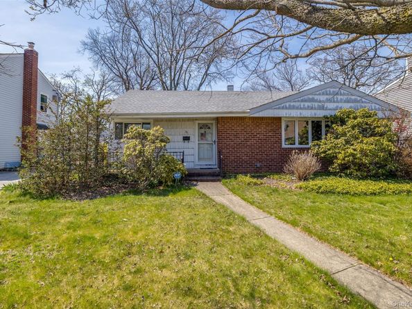 36 Seitz Drive, Bethpage NY 11714
