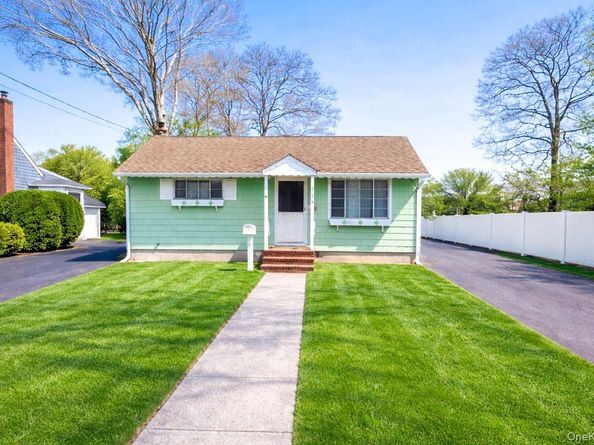 115 Irish Lane, East Islip NY 11730