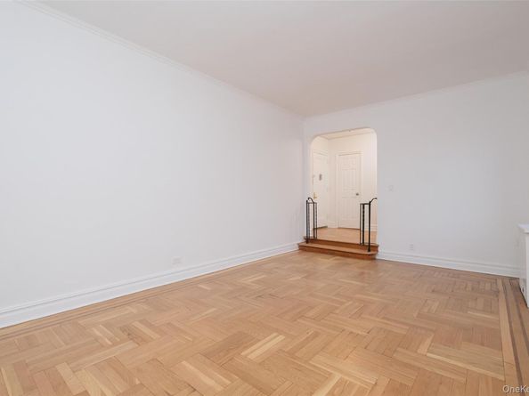 2962 Decatur Avenue 5G, Bronx NY 10458