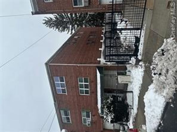 433 Howe Avenue A, Bronx NY 10473