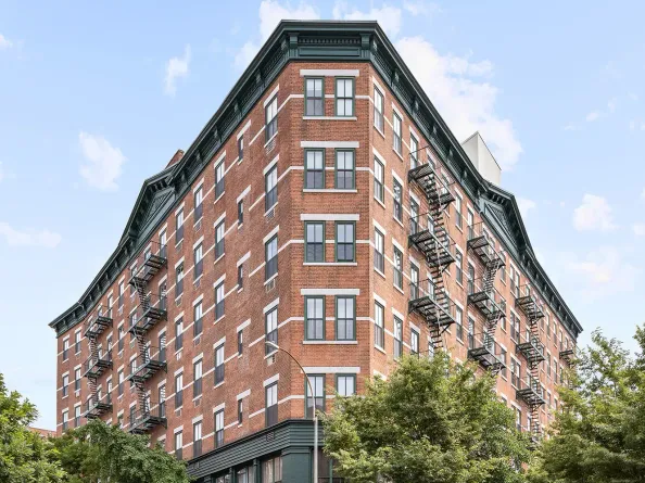 99 Bank Street 2A, New York NY 10014