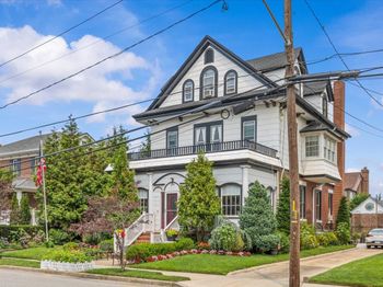 190 Beach 137 Th Street