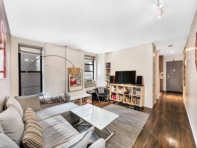 246 East 51st Street 17, New York NY 10022