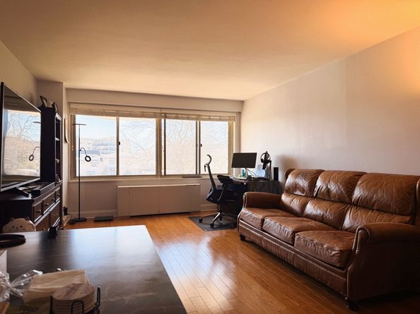 18-15 215th Street 1B, Queens NY 11360