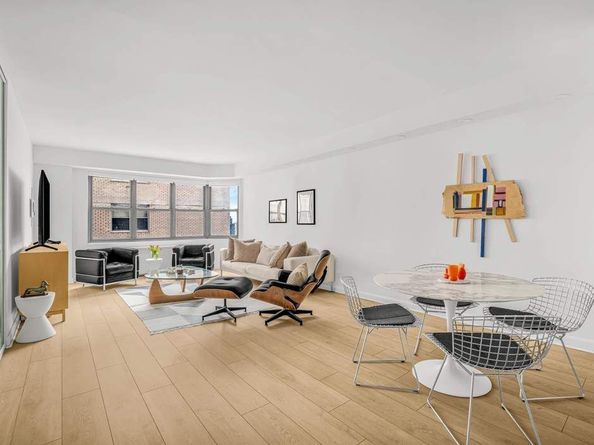 400 East 56th Street 39F, New York NY 10022